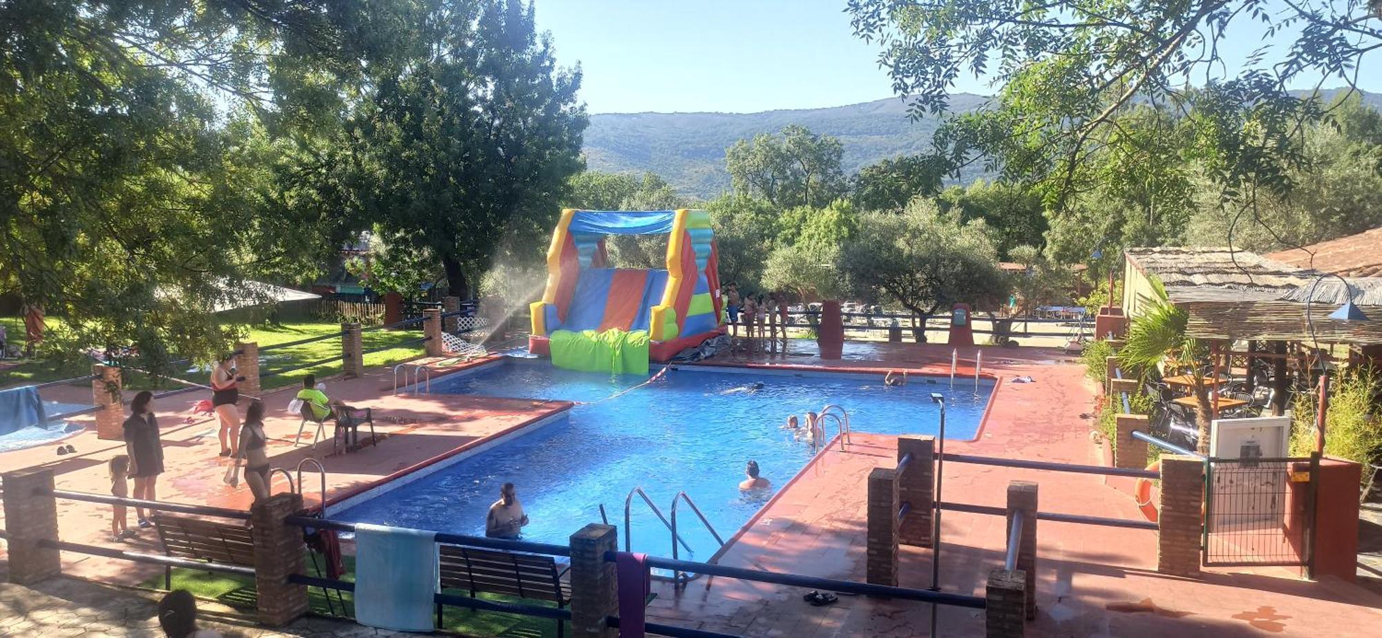 Complejo Aldea Vetonia Check Out Hasta Las 20H Parque De Mascotas Zonas Infantiles Ideal Grupos Parejas Familias Informate Apertura Piscina 1 De Mayo Hervás Zewnętrze zdjęcie