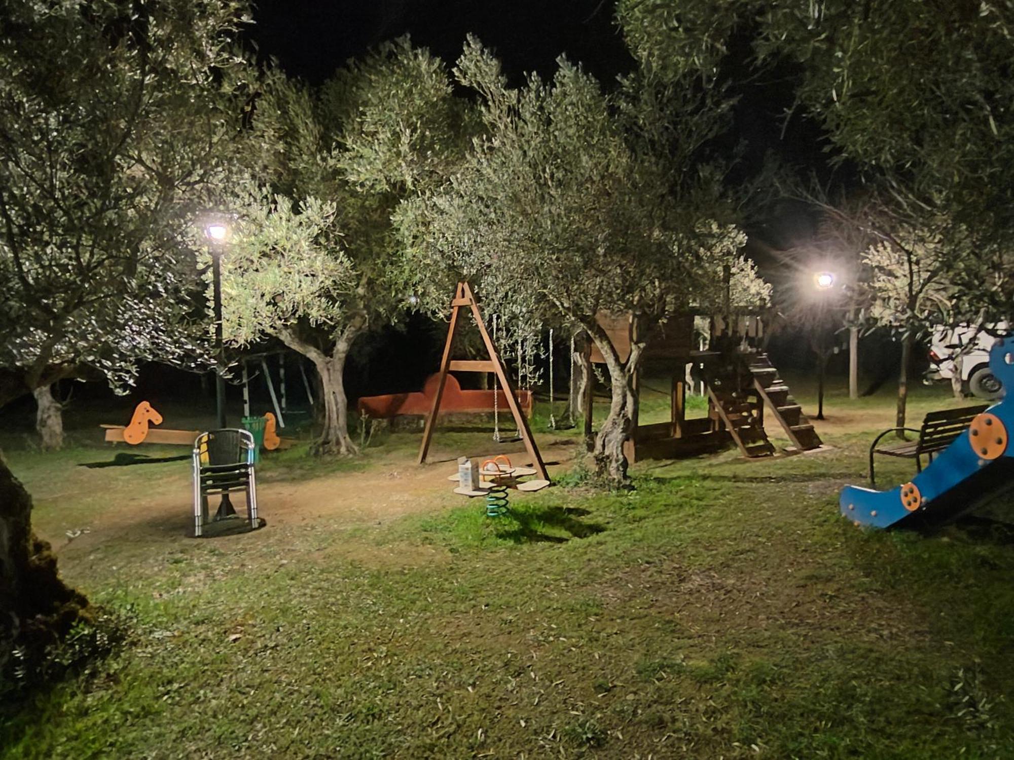 Complejo Aldea Vetonia Check Out Hasta Las 20H Parque De Mascotas Zonas Infantiles Ideal Grupos Parejas Familias Informate Apertura Piscina 1 De Mayo Hervás Zewnętrze zdjęcie